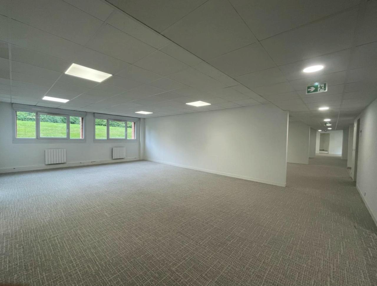 Bureau Villeneuve-d'Ascq 1728m² Vente bureau Villeneuve-d'Ascq Nord OVBUR2422703 2